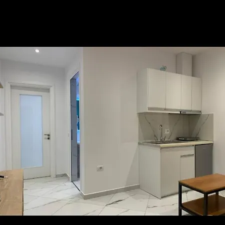 Rea's Guest house Ksamil